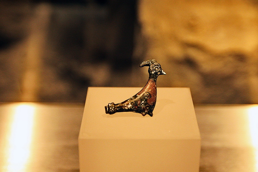 Fibula pava (5.–6. stol.) — Župnijski muzej sv. Jurija, odpri galerijo na Flickr